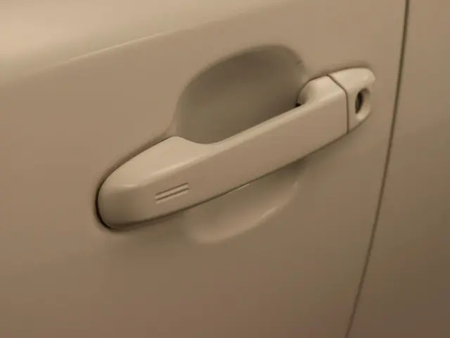 Toyota C-HR 1.8 Hybrid Dynamic 2023 Hybride Benzine 22