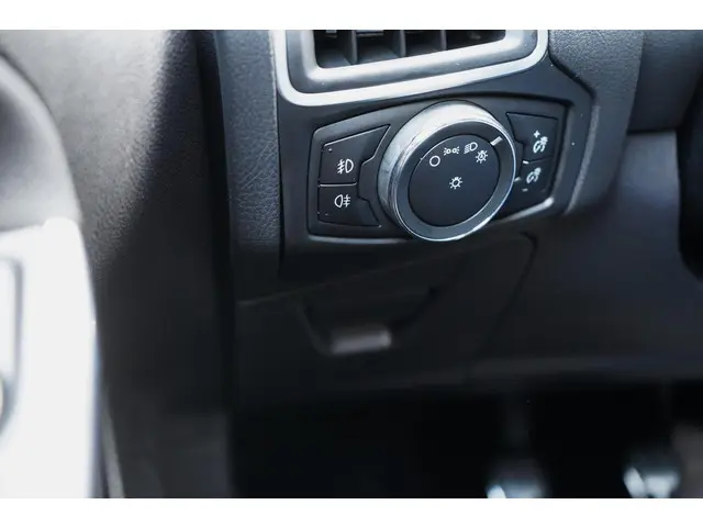 Ford Focus Wagon 2.0 EcoBoost ST-3 2014 Benzine 34