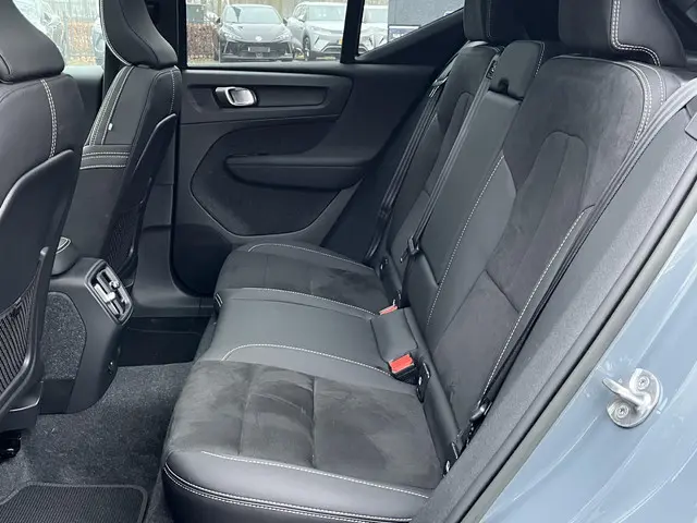 Volvo XC40 Recharge Pro 2022 Elektrisch 17