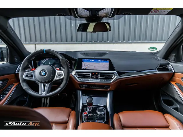 BMW M3 3-serie xDrive Competition 2021 Benzine 12
