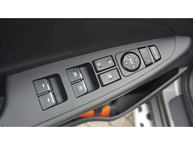 Hyundai Tucson 1.6 GDI Premium 2019 Benzine 35