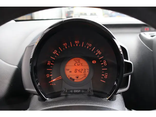 Toyota Aygo 1.0 x-fun 2019 Benzine 22