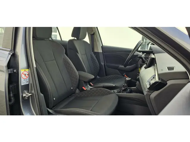 Škoda Kamiq 1.0 TSI Ambition 2022 Benzine 30