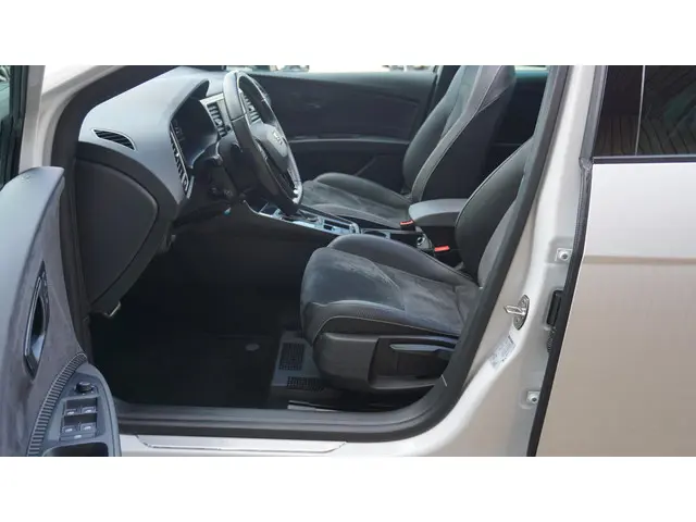 SEAT Leon ST Cupra 2.0 TSI 301pk 4DRIVE 2019 Benzine 10