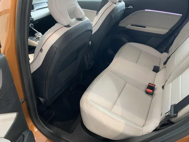 Renault Captur 1.3 TCe 140 Initiale Paris 2022 Benzine 8