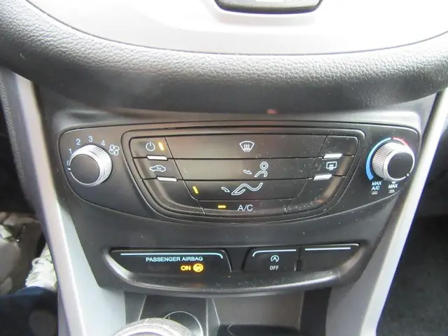 Ford B-MAX 1.0 EcoBoost Style 2016 Benzine 32