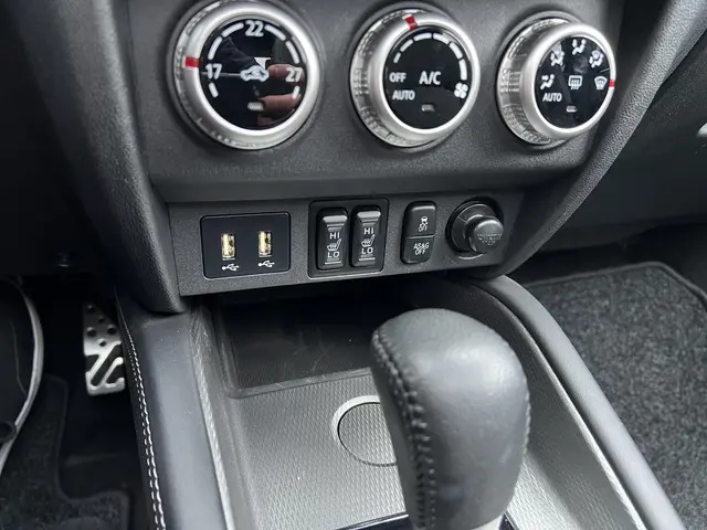 Mitsubishi ASX 2.0 Instyle 2020 Benzine 15