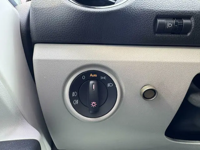 SEAT Mii 1.0 Style Intense 2017 Benzine 23