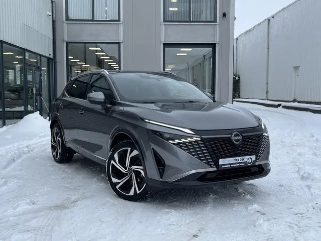 Nissan QASHQAI 1.3 MHEV Xtronic Tekna Plus 2025 Benzine 40