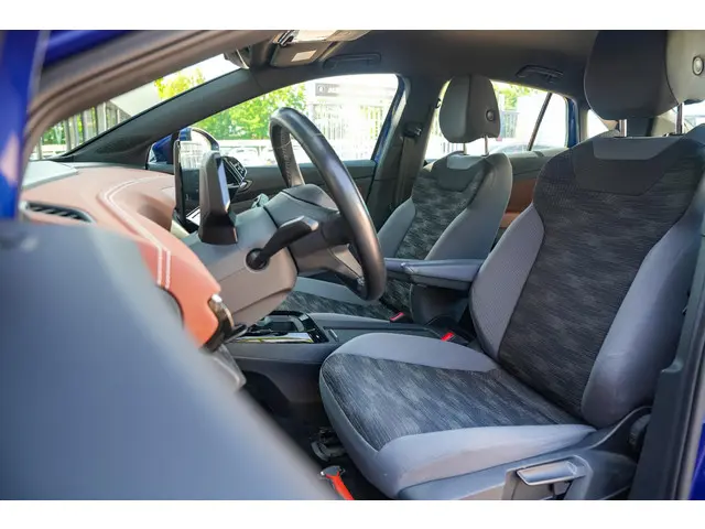 Volkswagen ID.5 Pro 77 kWh 2022 Elektrisch 8