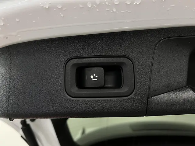 Mercedes-Benz EQA 250 AMG-Line 67 kWh 2021 Elektrisch 15