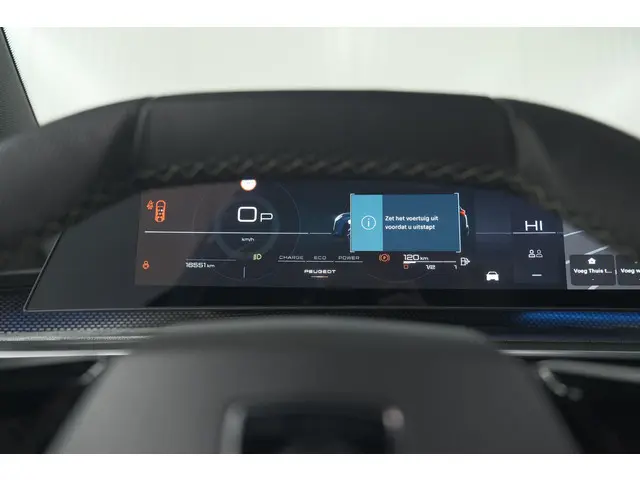 Peugeot 5008 1.2 Hybrid 136 GT 2024 Hybride Benzine 42