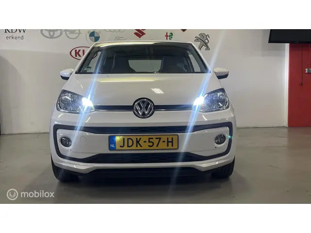 Volkswagen up! 1.0 BMT take up! 2018 Benzine 5