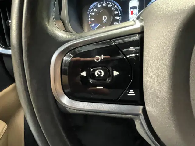 Volvo S90 2.0 T4 Inscription 2020 Benzine 18