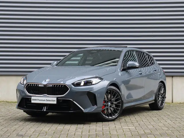 BMW 1 Serie 120 2025 Benzine 39