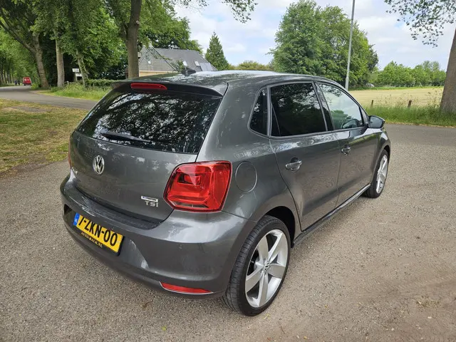 Volkswagen Polo 1.2 TSI Comfortline 2015 Benzine 5