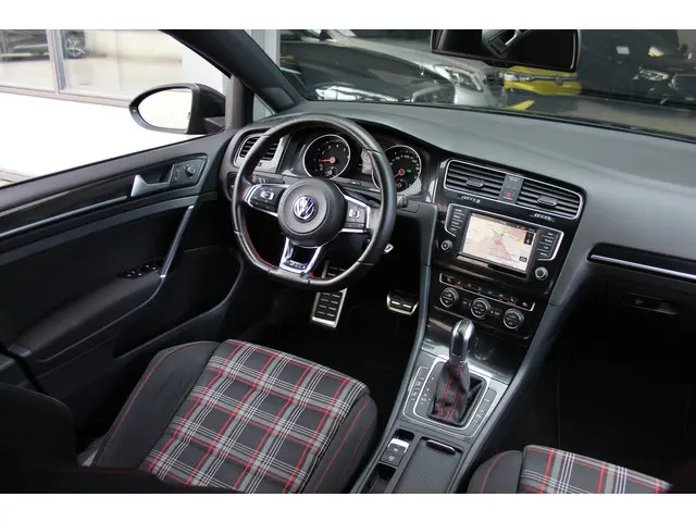 Volkswagen Golf 2.0 TSI GTI 2015 Benzine 20
