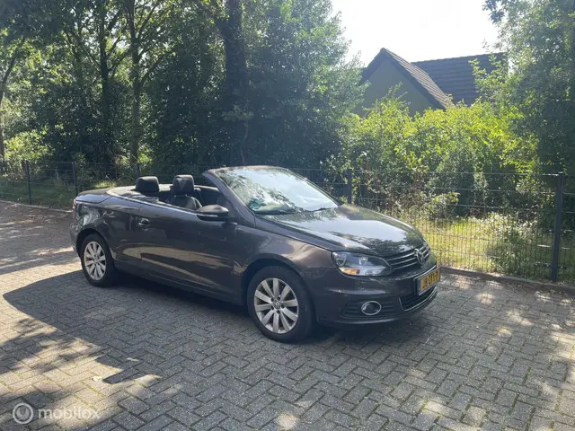 Volkswagen Eos 2014 180km airco/apk/nap/cruise 2014 Benzine 5