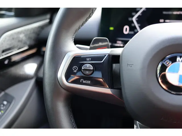 BMW 5 Serie Touring 540d xDrive 2024 Diesel 32
