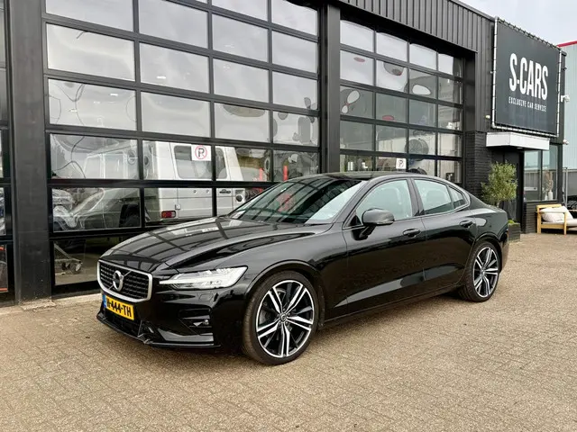 Volvo S60 2.0 T5 R-Design 2019 Benzine 2