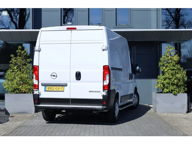 Opel Movano 2.2D 140 L2H2 Edition 2021 Diesel 5