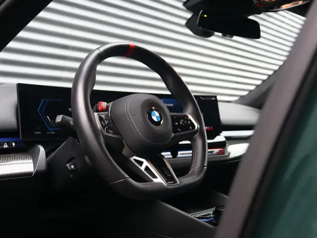 BMW M5 Touring 2025 Hybride Benzine 17