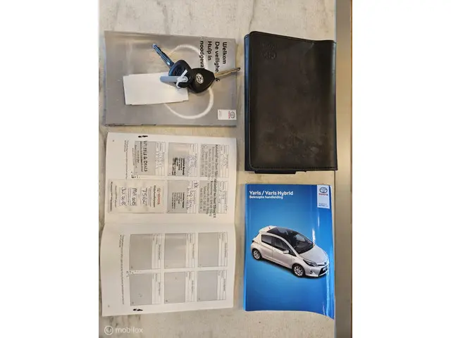 Toyota Yaris 1.0 VVT-i Now 2014 Benzine 13