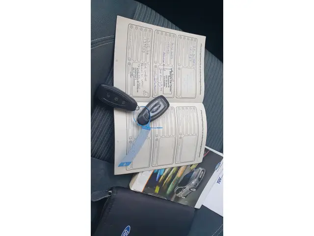 Ford C-MAX 1.6 EcoBoost Titanium 2012 Benzine 23