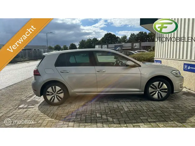 Volkswagen e-Golf e-Golf 2018 Elektrisch 2