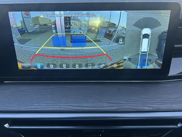 KGM Actyon Hybrid PLATINUM + 2026 Benzine 17