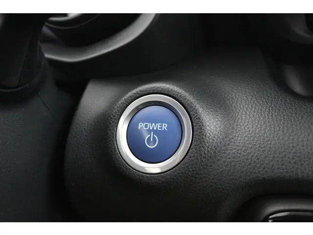 Toyota Yaris 1.5 Hybrid Dynamic 2022 Hybride Benzine 38