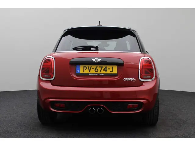 MINI Cooper S Mini 2.0 Chili Serious Business 2017 Benzine 9