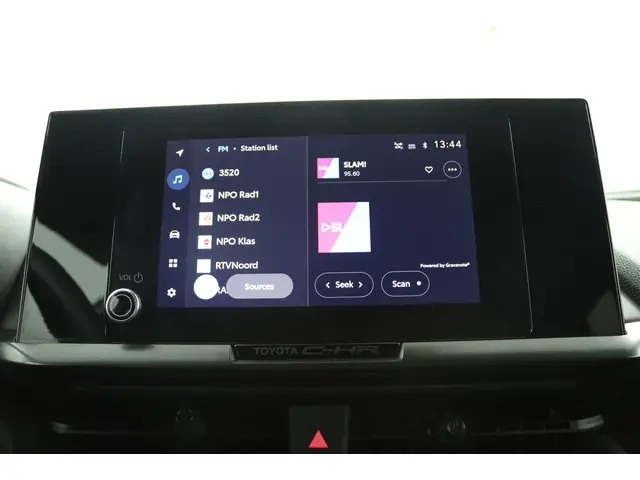 Toyota C-HR 1.8 Hybrid 140 Dynamic 2024 Hybride Benzine 8