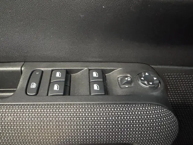 Citroën C3 Aircross 1.2 PureTech S&S Shine 2018 Benzine 17