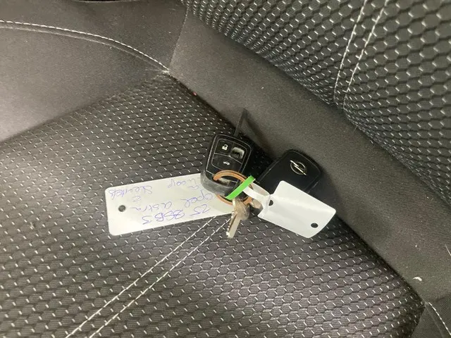 Opel Astra GTC 1.4 Turbo Sport 2013 Benzine 13