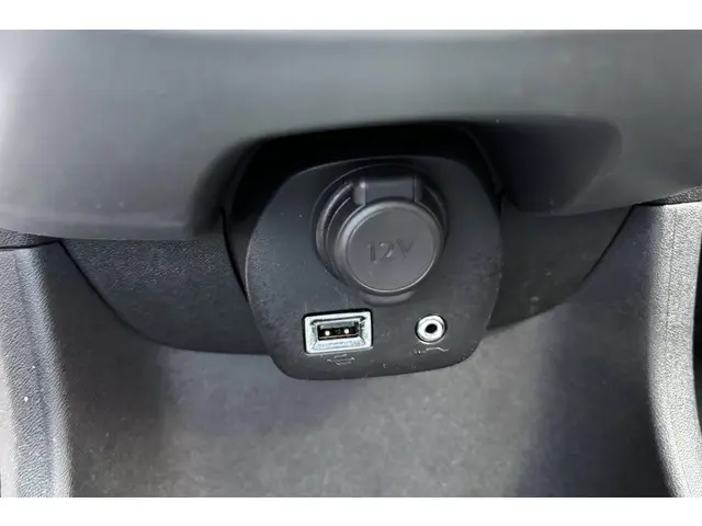 Toyota Aygo 1.0 VVT-i x-play 2020 Benzine 25