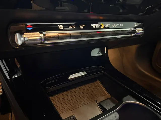 Mercedes-Benz A-Klasse 200 AMG PANO 2024 2024 Benzine 15