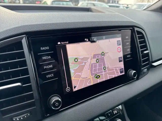 Škoda Karoq 1.5 TSI ACT Sportline Business 2026 Benzine 17