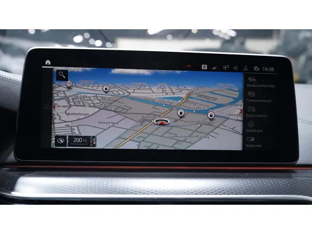 BMW 5 Serie 530i M Sport 2022 Benzine 35