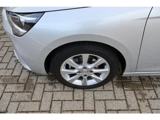 Opel Corsa 1.2 Edition 2022 Benzine 9
