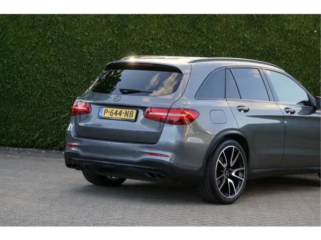 Mercedes-Benz GLC AMG GLC 43 4MATIC Night 2018 Benzine 13