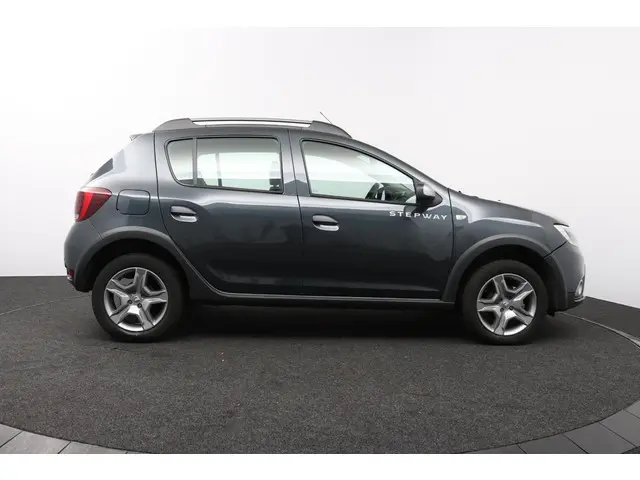 Dacia Sandero Stepway TCe 90 SL Stepway 2018 Benzine 16