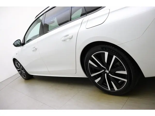 Peugeot 508 SW 1.6 HYbrid GT 2020 Hybride Benzine 16