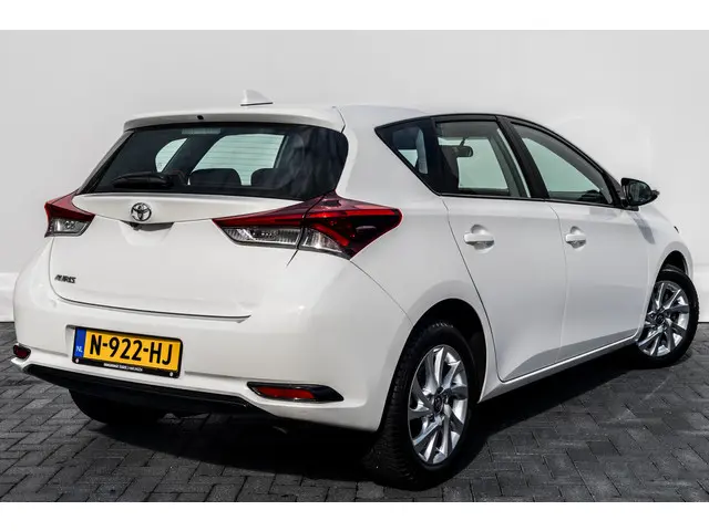 Toyota Auris 1.3 Now RIJKLAAR INCL:GARANTIE 2018 Benzine 6