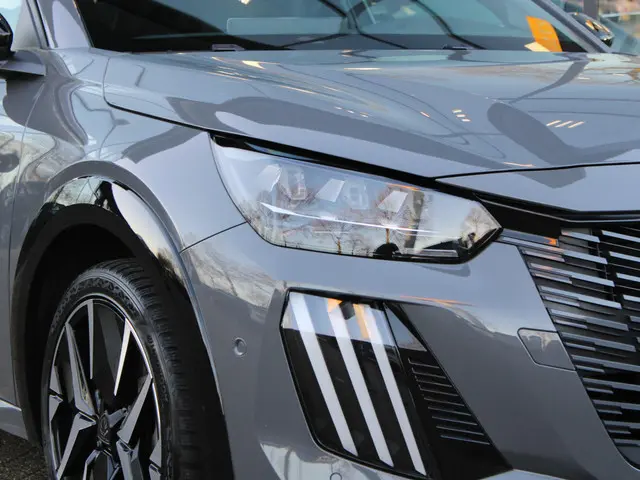 Peugeot e-208 EV GT 51 kWh 2024 Elektrisch 10