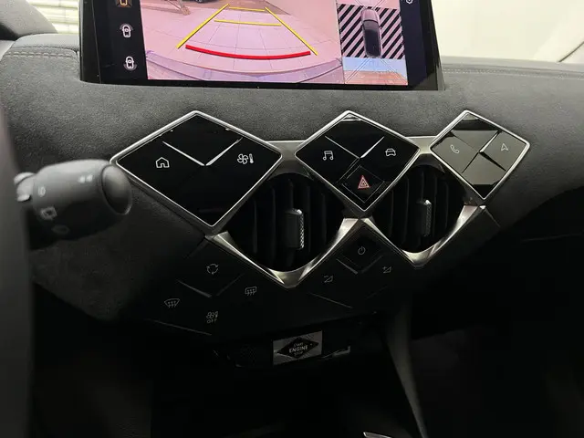 DS DS 3 PureTech 130 EAT8 Performance Line 2024 Benzine 13