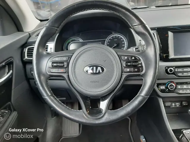 Kia Niro 1.6 GDi Hybrid BusinessLine 2017 Hybride Benzine 8