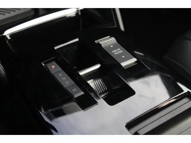 Citroën C4 1.2 Hybrid 136 Max 2024 Hybride Benzine 23