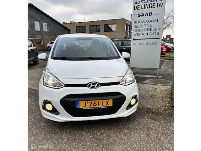 Hyundai i10 3