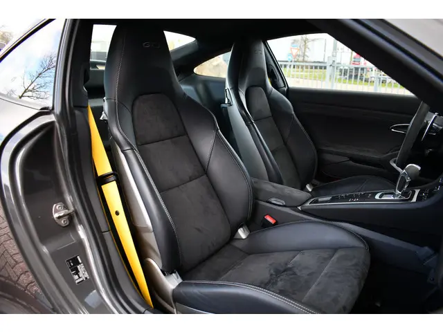 Porsche 911 3.8 GT3 2015 Benzine 45